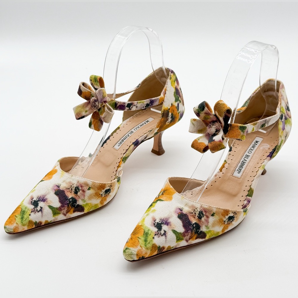 Manolo Blahnik Vintage Floral Canvas Slingback Kitten Heel Pumps EU 37.5 US 7.5 - Picture 3 of 14